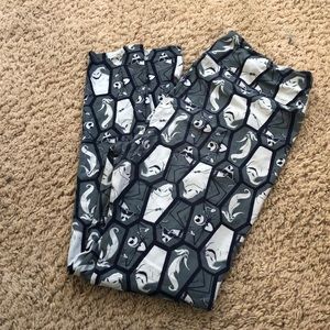 Lula roe jack skellington leggings